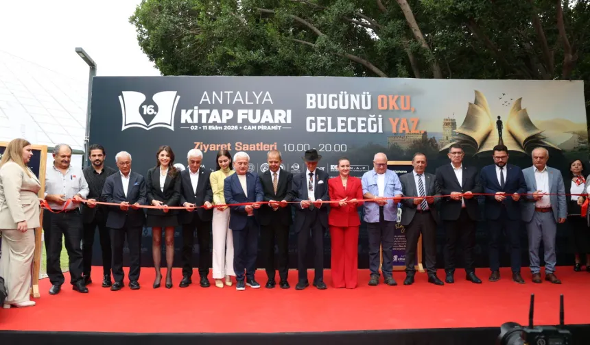 Antalya'da 16. Kitap Fuarı başladı