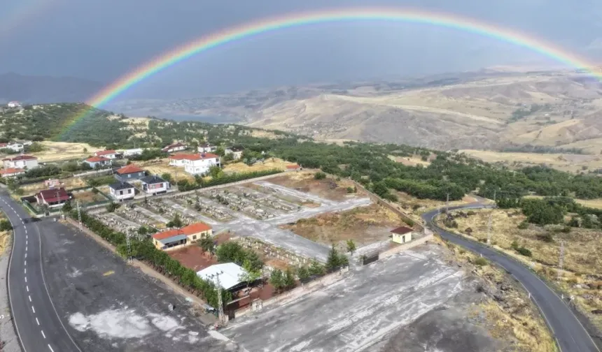 Kayseri Kocasinan'da kırsaldaki mezarlıklar baştan sona yenileniyor
